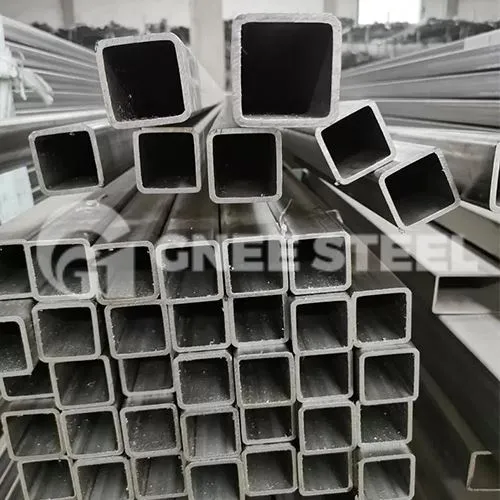 Úti galvaniserað gatað stál ferningur umferðaröryggi Stál ferningur